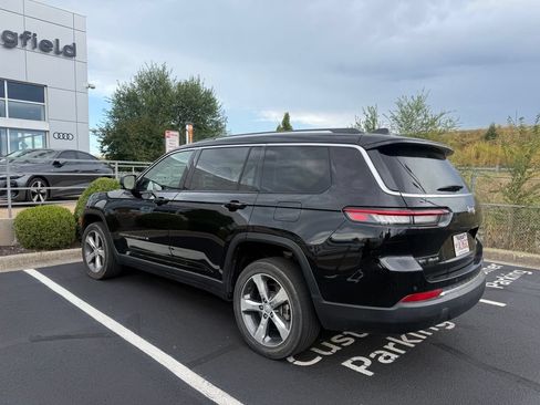 Used 2021 Jeep Grand Cherokee L Limited AWD/4WD image 2