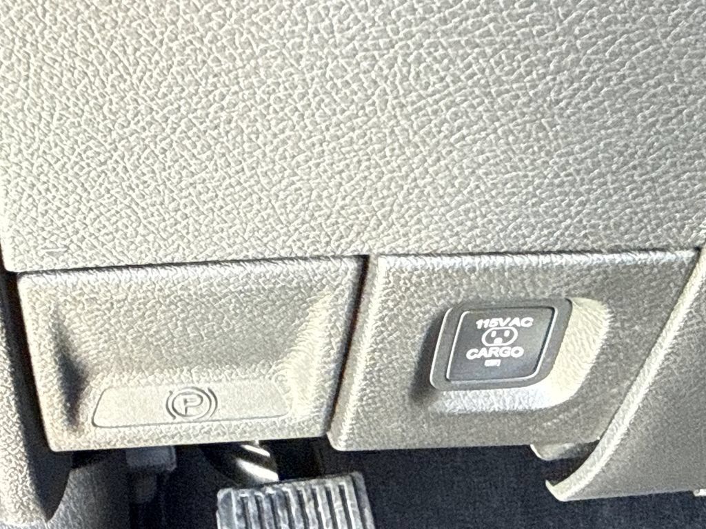 New 2027 RAM 3500 Tradesman AWD/4WD image 23