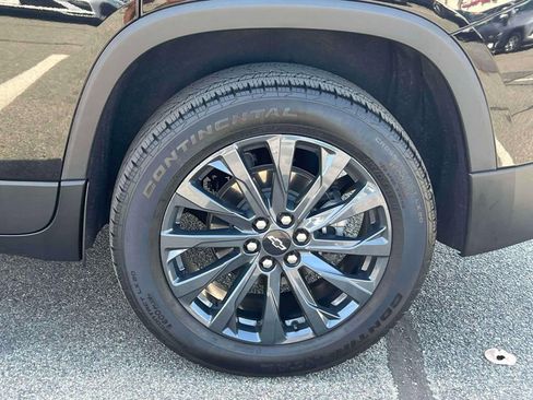 Used 2023 Chevrolet Traverse RS AWD/4WD image 7