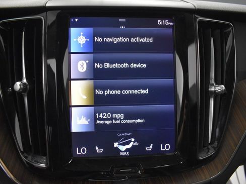 Used 2021 Volvo XC60 T5 Momentum w/ Climate Package AWD/4WD image 21