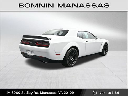 Used 2022 Dodge Challenger R/T Scat Pack RWD image 5