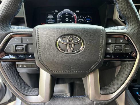 Used 2026 Toyota Sequoia Platinum AWD/4WD image 15