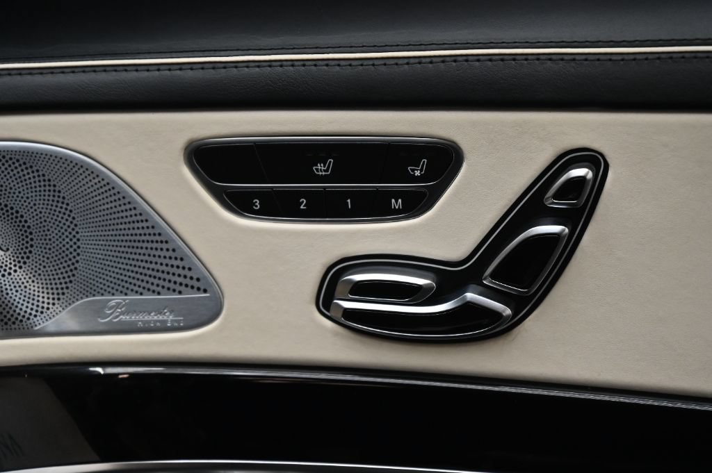 Used 2015 Mercedes-Benz S 65 AMG Sedan image 23