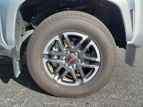 Certified 2025 Toyota Tacoma TRD Sport RWD image 7