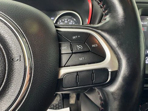 Used 2018 Jeep Compass Trailhawk w/ Leather Interior Group image 16