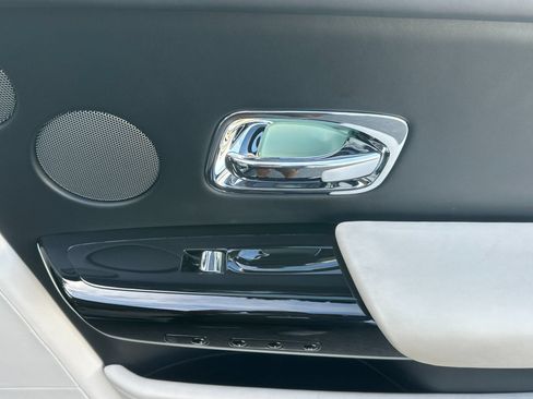 Certified 2018 Rolls-Royce Phantom Extended Wheelbase RWD image 16
