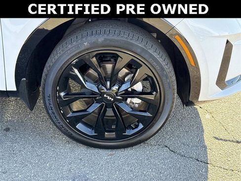 Certified 2023 Kia Sorento SX image 7