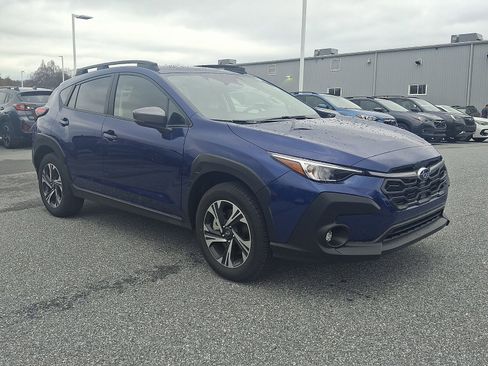 Certified 2025 Subaru Crosstrek 2.0i Premium image 3