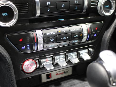 Used 2022 Ford Mustang GT Premium w/ GT Performance Package image 17