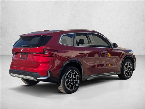 New 2026 BMW X1 xDrive28i image 2