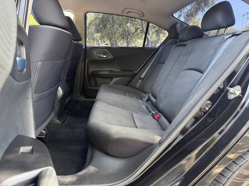 Used 2015 Honda Accord LX image 15