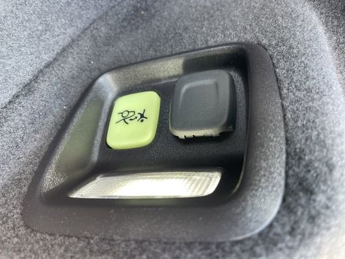 Used 2021 Chevrolet Corvette Stingray Preferred Cpe w/ 2LT image 37