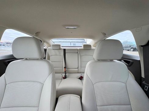 Used 2024 Chevrolet Malibu LT image 28