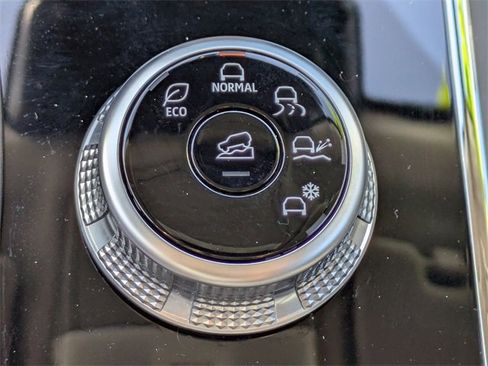 Used 2024 Mitsubishi Outlander FWD image 27