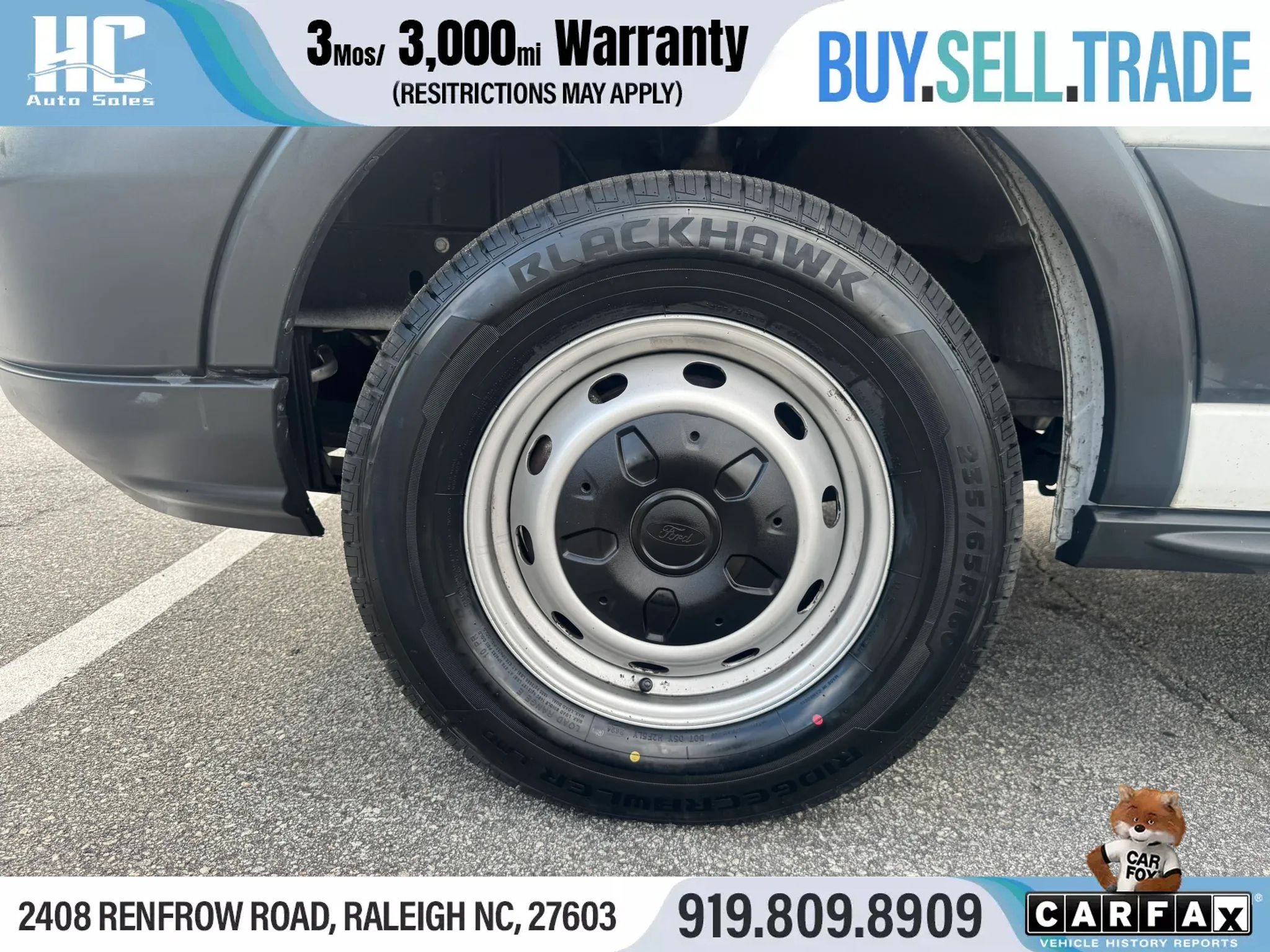 Used 2017 Ford Transit 250 130 Medium Roof RWD image 10