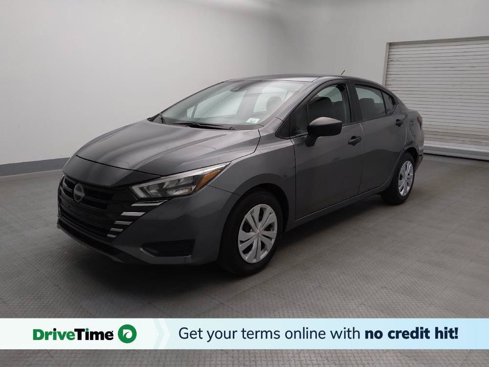 Used 2025 Nissan Versa S FWD image 1