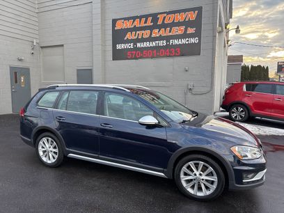 Used 2017 Volkswagen Golf Alltrack SE