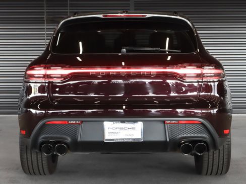 Used 2025 Porsche Macan Turbo image 9