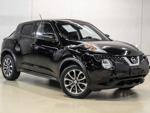 Used 2017 Nissan Juke SV FWD image 6