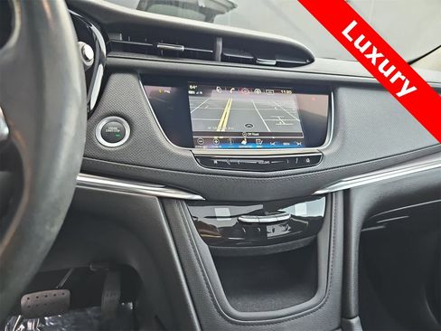 Used 2019 Cadillac XT5 Luxury image 20