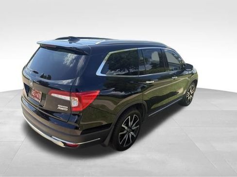 Used 2020 Honda Pilot Touring image 3