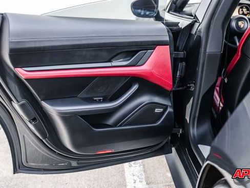 Used 2021 Porsche Taycan 4S w/ Premium Package image 73