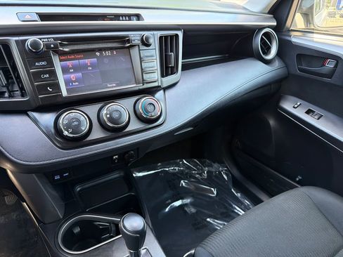 Used 2017 Toyota RAV4 LE w/ All Weather Liner Package FWD image 23
