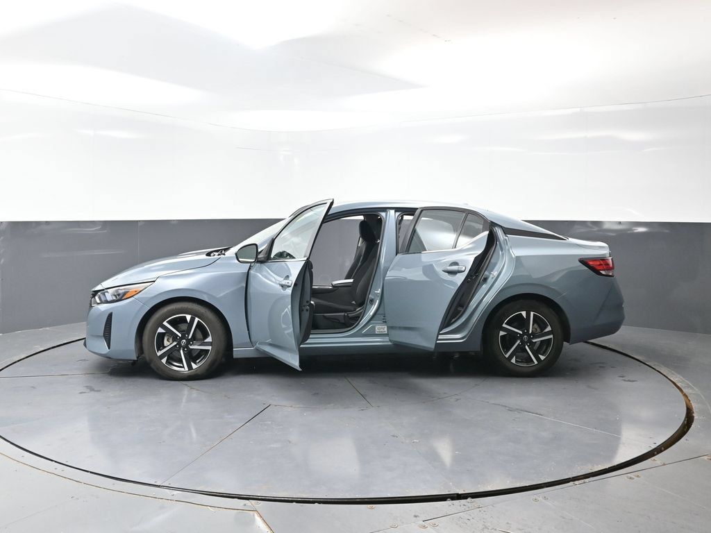 Used 2024 Nissan Sentra SV FWD image 55