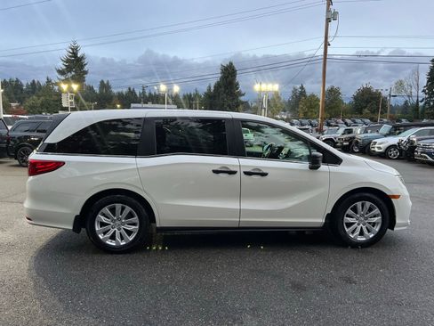 Used 2019 Honda Odyssey LX image 5