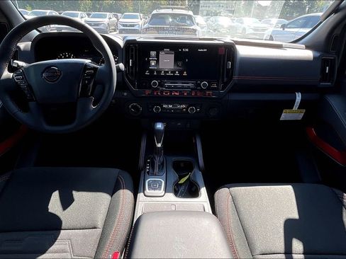 New 2026 Nissan Frontier PRO-4X w/ Pro-4x Convenience Package image 2