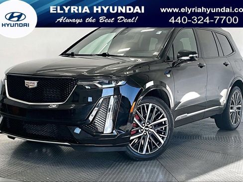 Used 2025 Cadillac XT6 Sport w/ Technology Package image 1