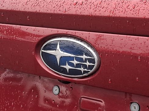 Used 2018 Subaru Impreza 2.0i Premium image 30