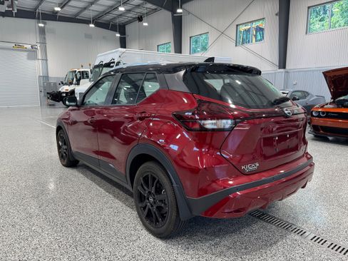 Used 2023 Nissan Kicks SV FWD image 6
