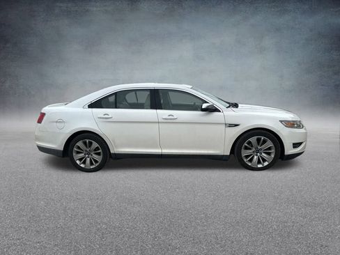 Used 2010 Ford Taurus Limited image 7