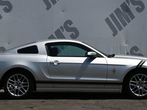 Used 2014 Ford Mustang Premium w/ Electronics Package RWD image 4
