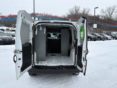 Used 2019 RAM ProMaster City Tradesman image 11