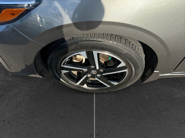 Used 2024 Nissan Sentra SV FWD image 9