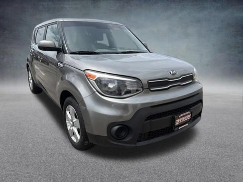 Used 2019 Kia Soul w/ Convenience Package FWD image 4