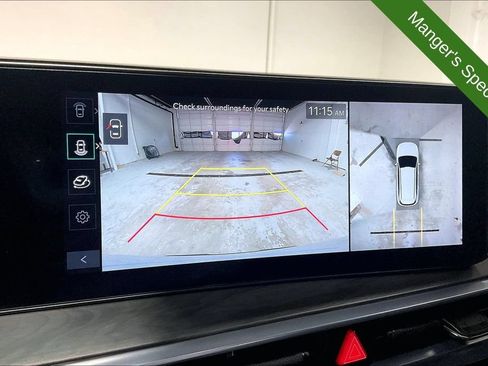Used 2025 Kia Sorento SX AWD/4WD image 28
