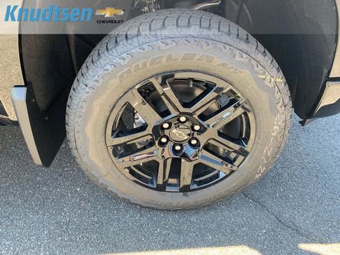 New 2026 Chevrolet Silverado 1500 LT Trail Boss w/ Convenience Package II AWD/4WD image 9