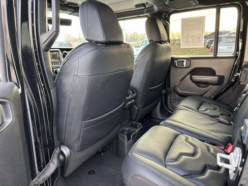 Used 2021 Jeep Wrangler Unlimited Sport image 28