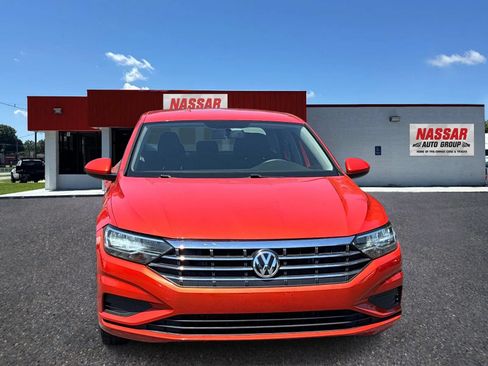 Used 2019 Volkswagen Jetta R-Line FWD image 2