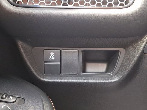 Used 2023 Honda HR-V Sport image 24