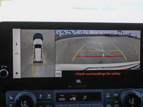 Used 2025 Toyota Grand Highlander Limited image 24