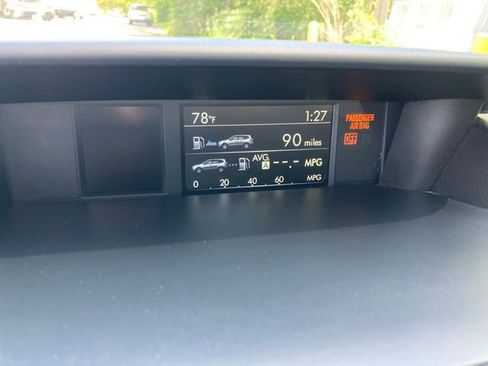 Used 2018 Subaru Forester 2.5i Premium w/ All-Weather Package AWD/4WD image 30