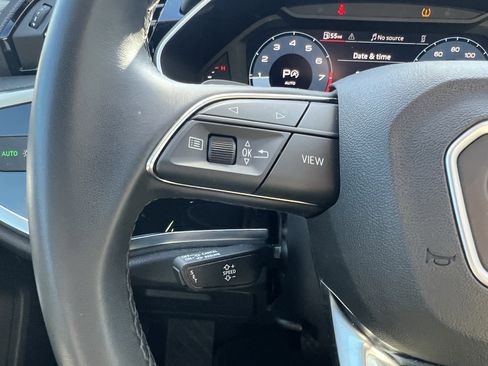 Used 2023 Audi Q3 2.0T Premium w/ Convenience Package image 19