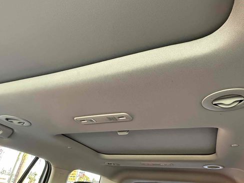 Used 2017 GMC Acadia Denali image 60