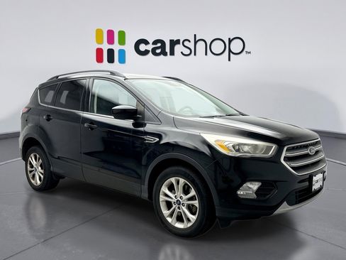 Used 2017 Ford Escape SE w/ SE Leather Comfort Package AWD/4WD image 7