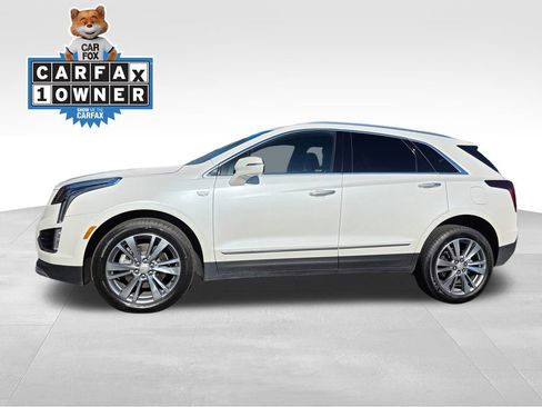 Used 2025 Cadillac XT5 Premium Luxury image 3