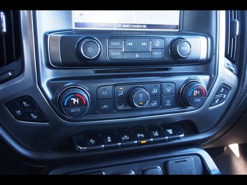 Used 2018 Chevrolet Silverado 3500 LTZ w/ Duramax Plus Package image 27